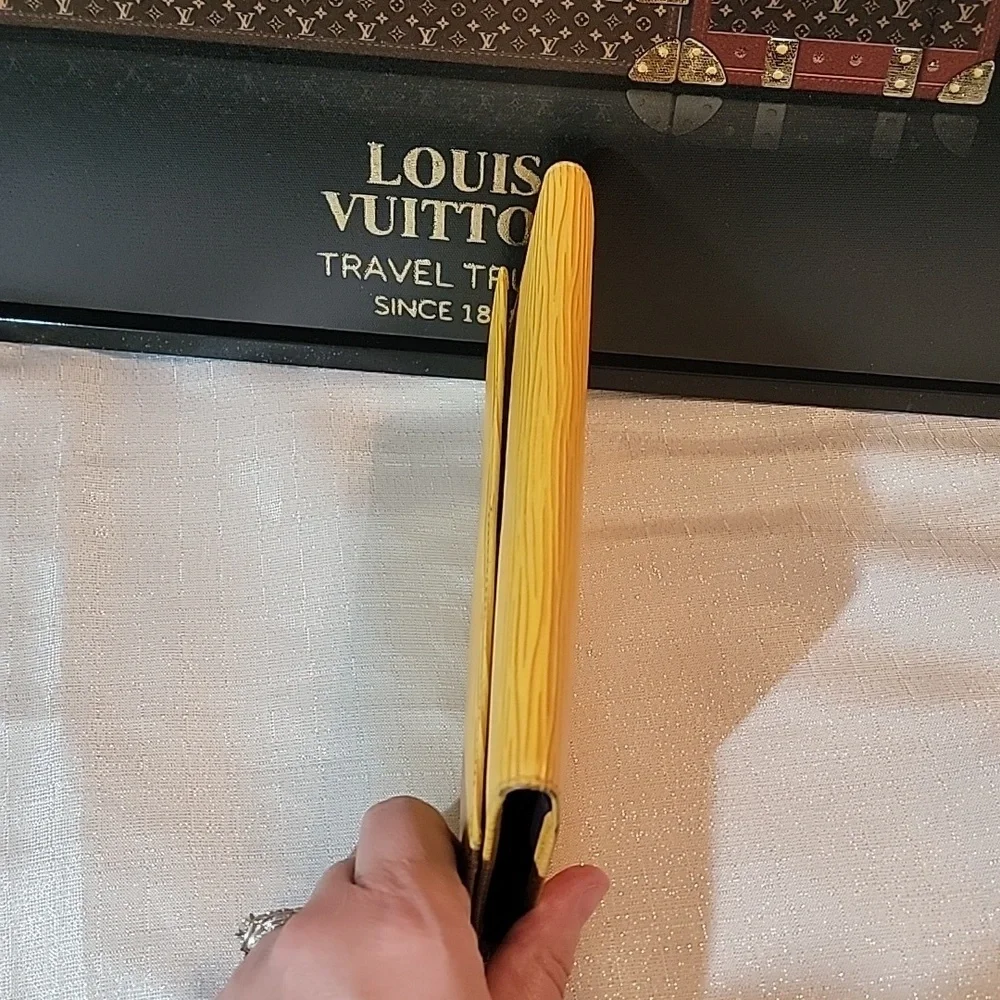 Louis Vuitton Sarah Yellow Epi Vintage Wallet